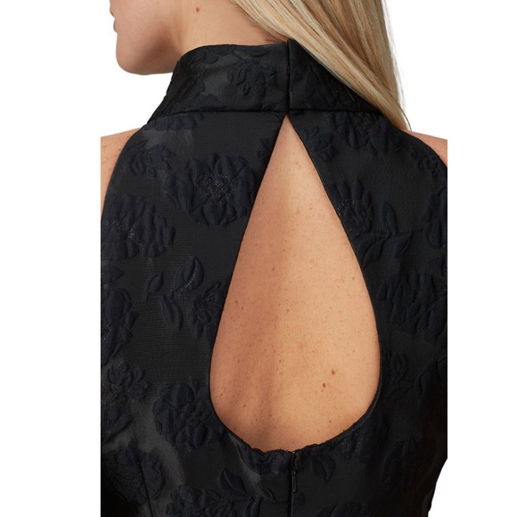 ISO Monique Lhuillier High Neck Jacquard Gown - Picture 5 of 5